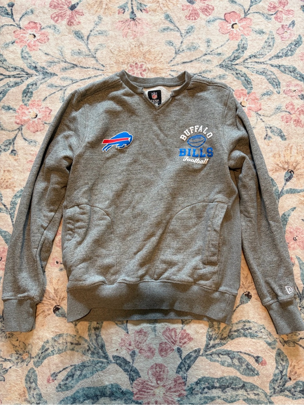 New Era Gray Buffalo Bills Crewneck Sweatshirt with Team Logos